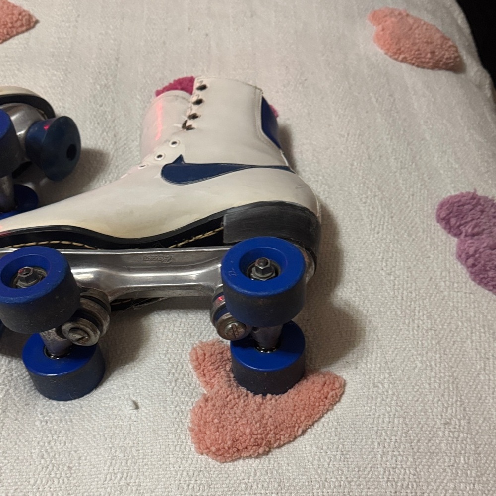 Vintage Nike roller skates - Picture 7 of 7